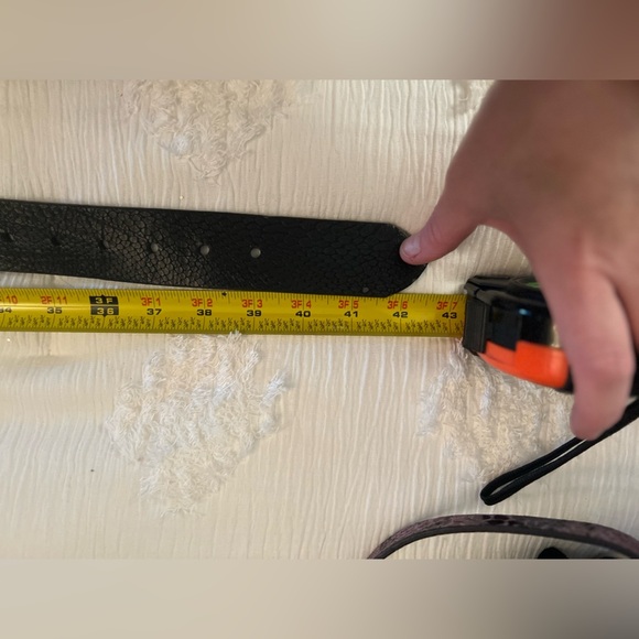 Express Croc Embossed Leather Belt- Size Large - Picture 6 of 6